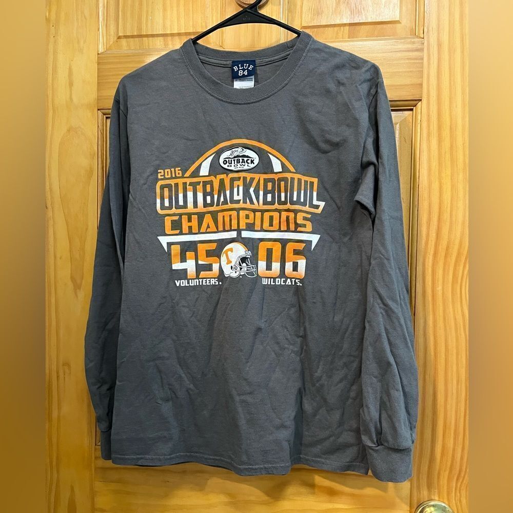 Blue84 brand size S UT Outback Bowl long sleeve t shirt 2016